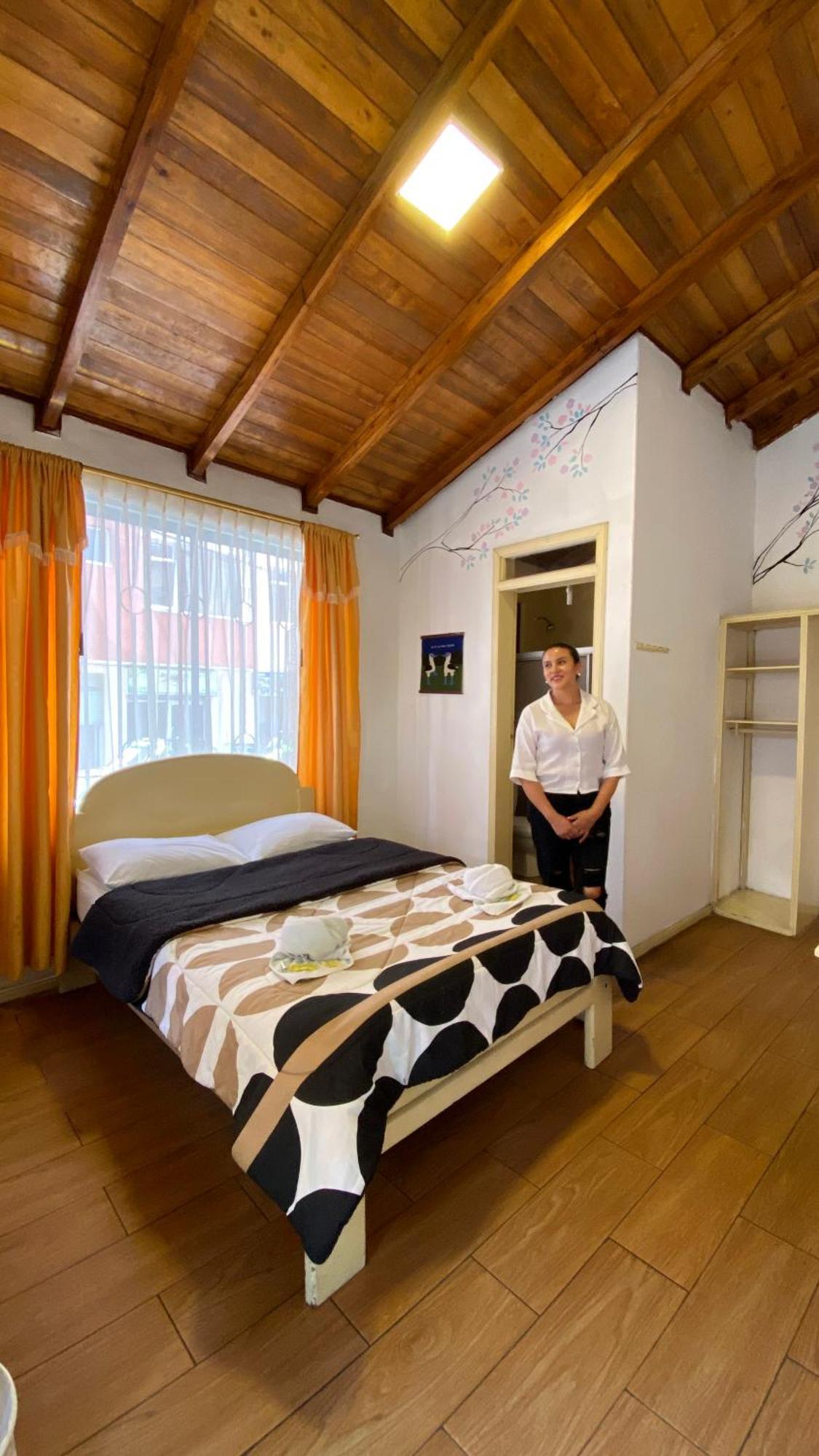 Santa Cruz Backpackers Hostal バーニョス エクステリア 写真