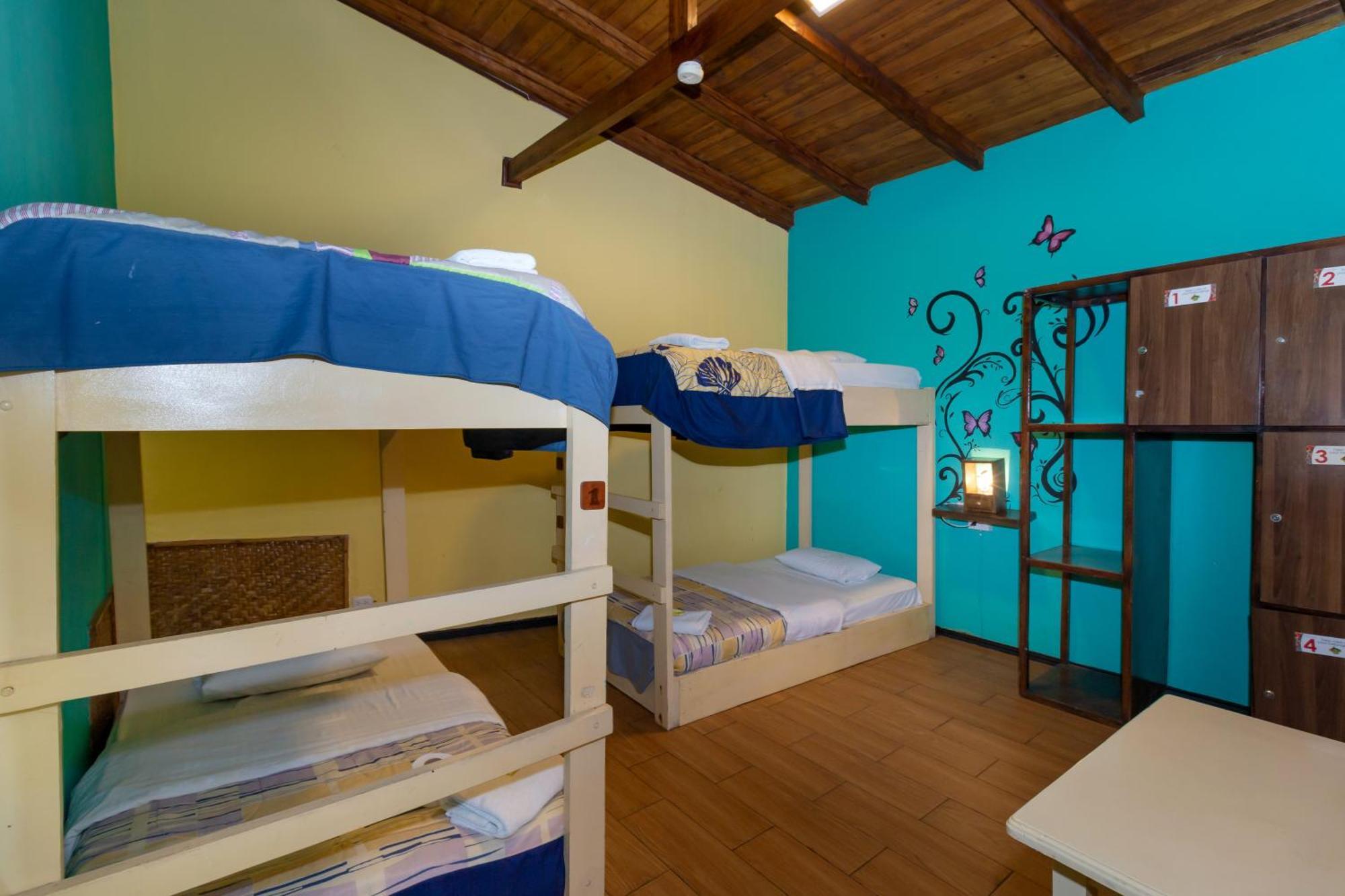 Santa Cruz Backpackers Hostal バーニョス エクステリア 写真